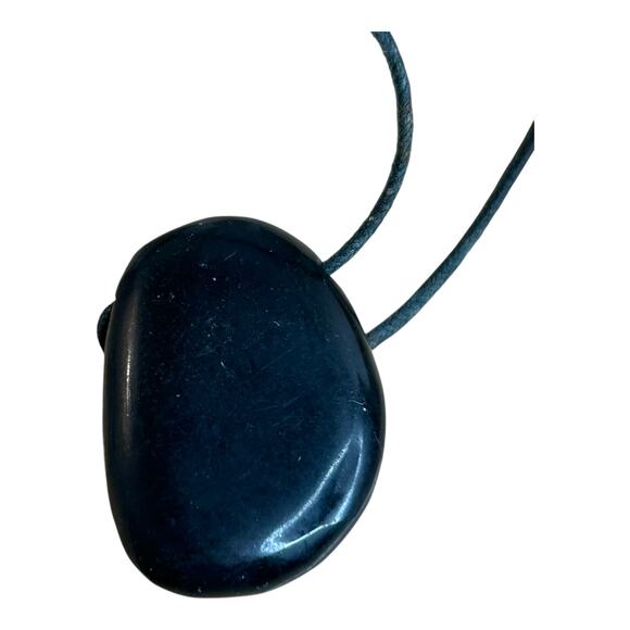 Vintage Carved Onyx Stone Moose Pendant Necklace - Picture 4 of 4